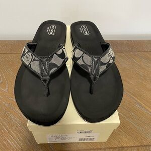 Coach Jolie Flip Flop Sandals - Black/White - Size 8 - Barely Worn -Box Included